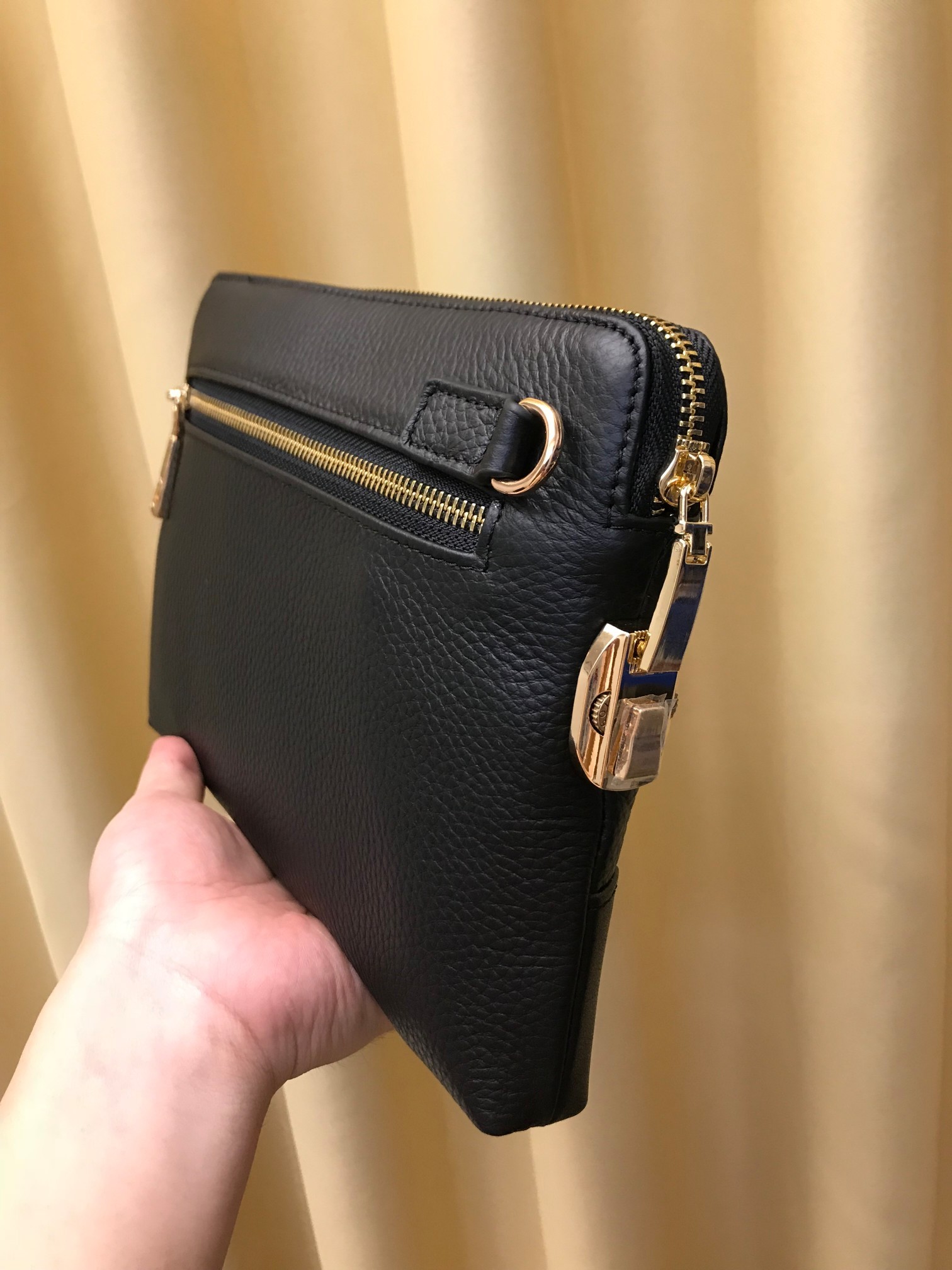 ヴェルサーチ「Versace」メデューサ クラッチバッグ