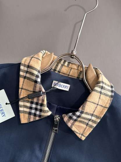 バーバリー「Burberry」秋冬 メンズカジュアルスポーツセット