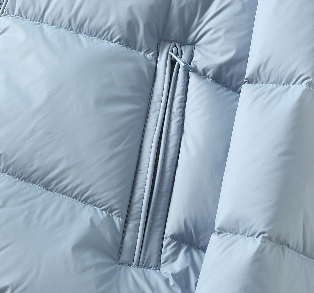 モンクレール「Moncler」秋冬 ダウンジャケット