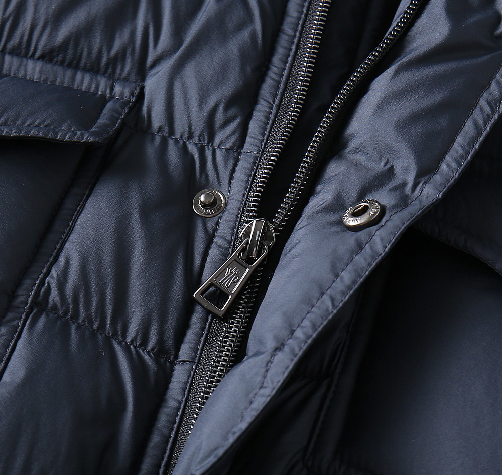 モンクレール「Moncler」秋冬 ダウンジャケット