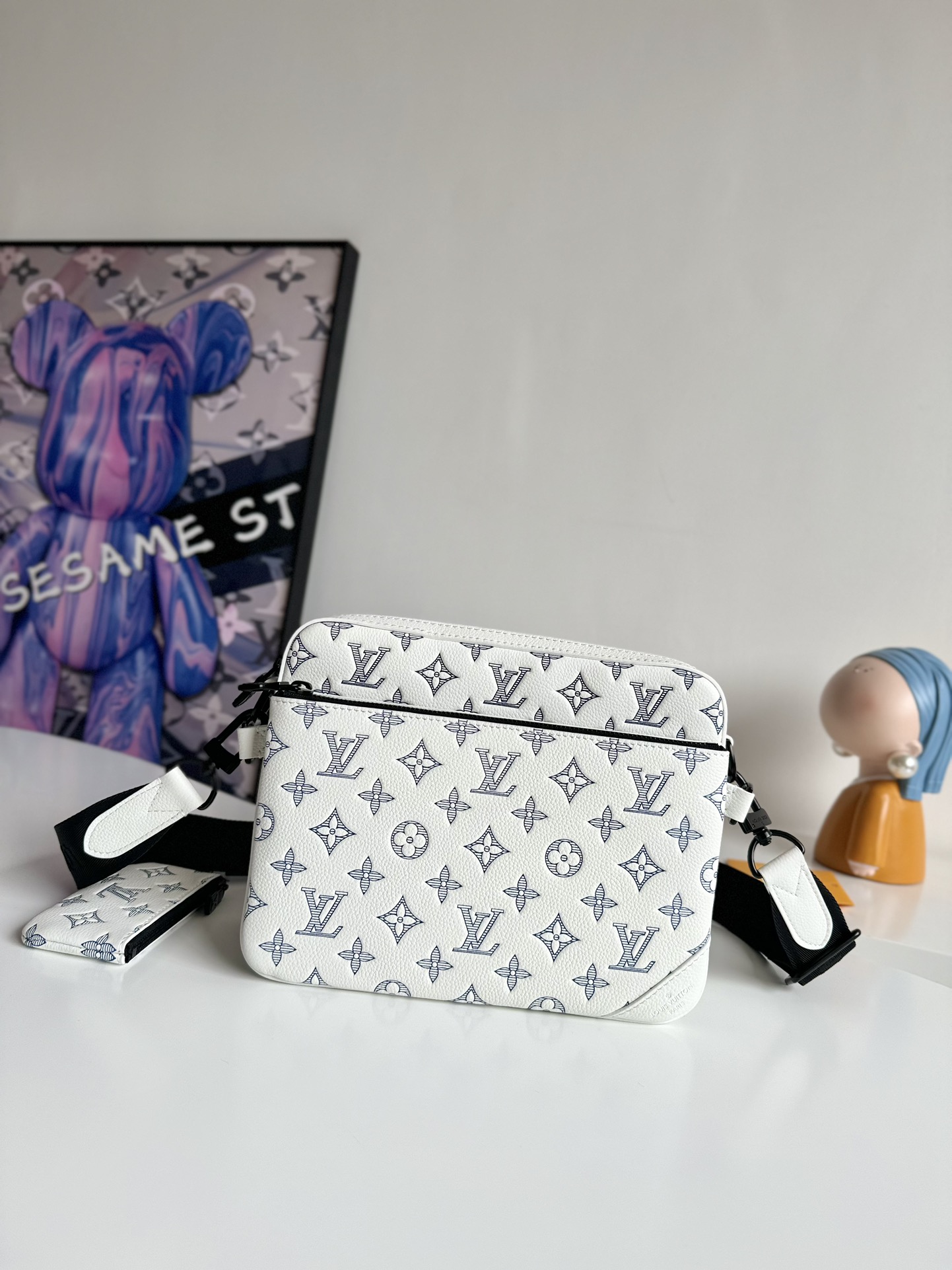 ルイ・ヴィトン「Louis Vuitton」スタイリッシュ メッセンジャーバッグ