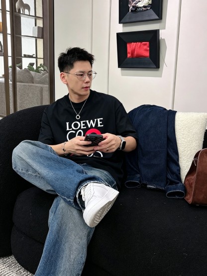 ロエベ「Loewe」ロエベ ロゴプリントTシャツ / ショートスリーブ クルーネック