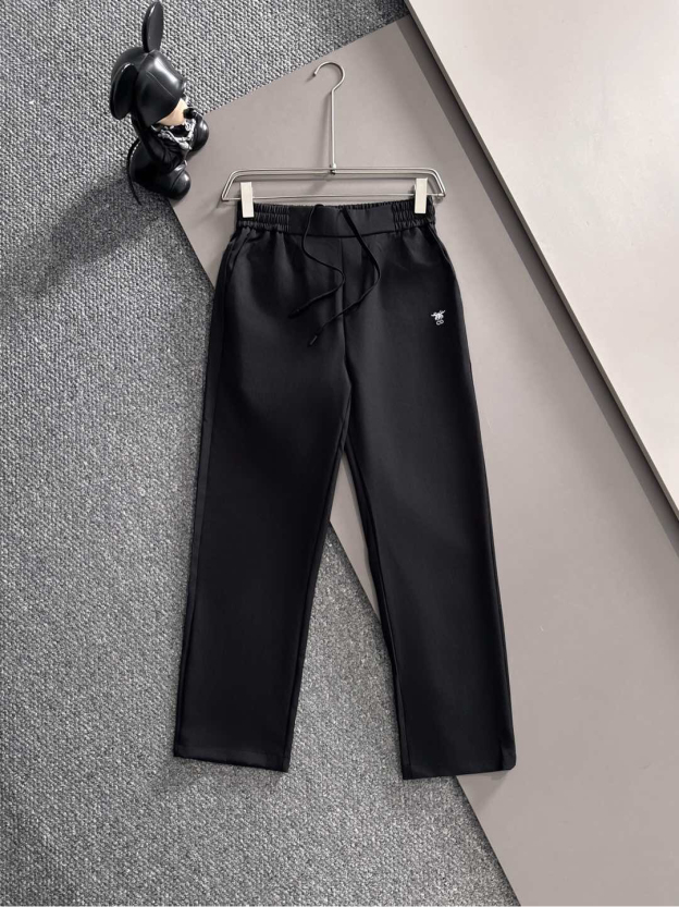 ディオール「Dior」ジップアップパーカー&ジョガーパンツ 2ピースセットアップ