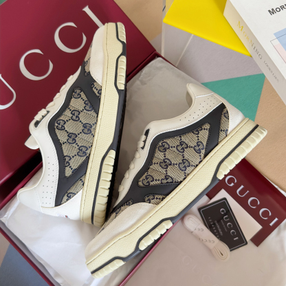 グッチ「Gucci」グッチ Re-モーション スニーカー / ユニセックススポーツシューズ