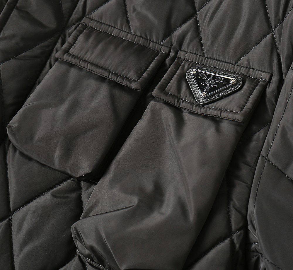 プラダ「Prada」秋の綿入りジャケット
