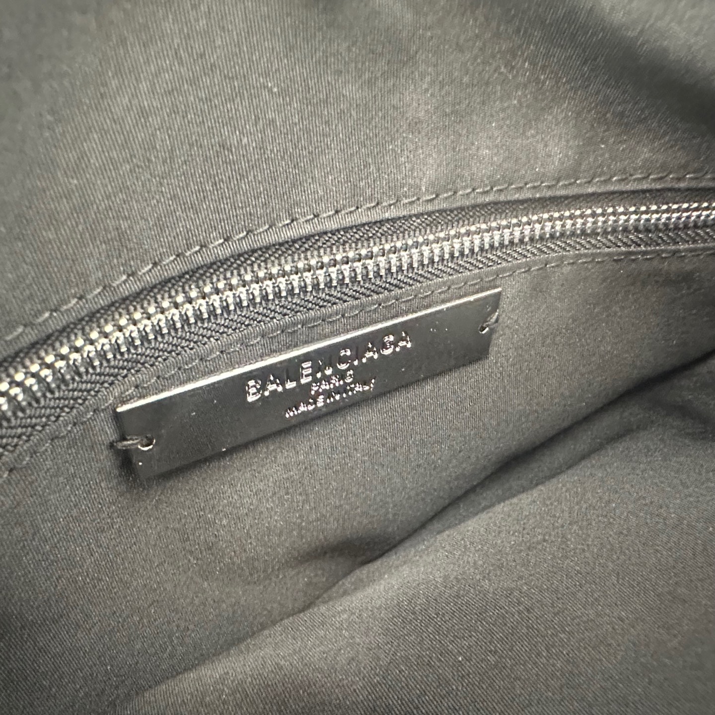 バレンシアガ「Balenciaga」バレンシアガ ル・シティ / ショルダーバッグ