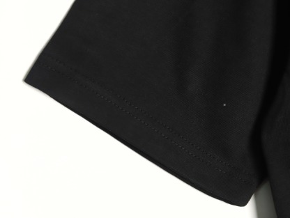 クロムハーツ「Chrome Hearts」レインボークロス オーバーサイズTシャツ