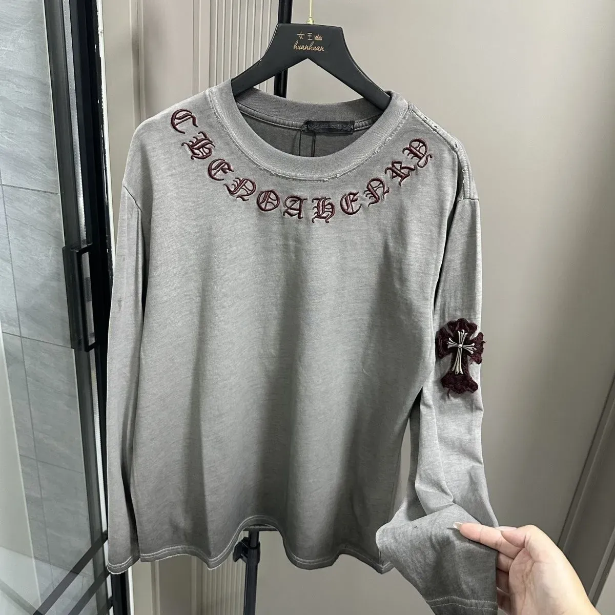 クロムハーツ「Chrome Hearts」エンブロイダリー Tシャツ