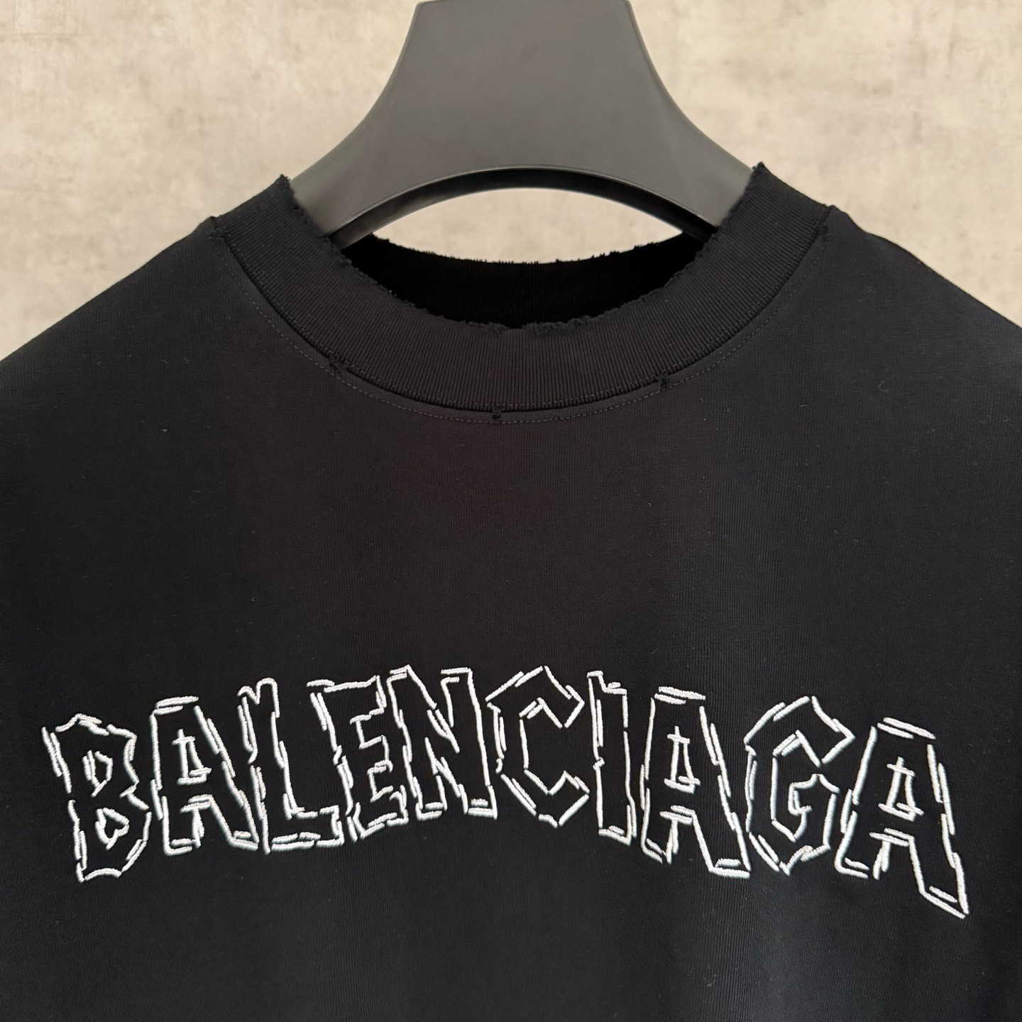 バレンシアガ 夏向け Tシャツ 刺繍 ユニセックス