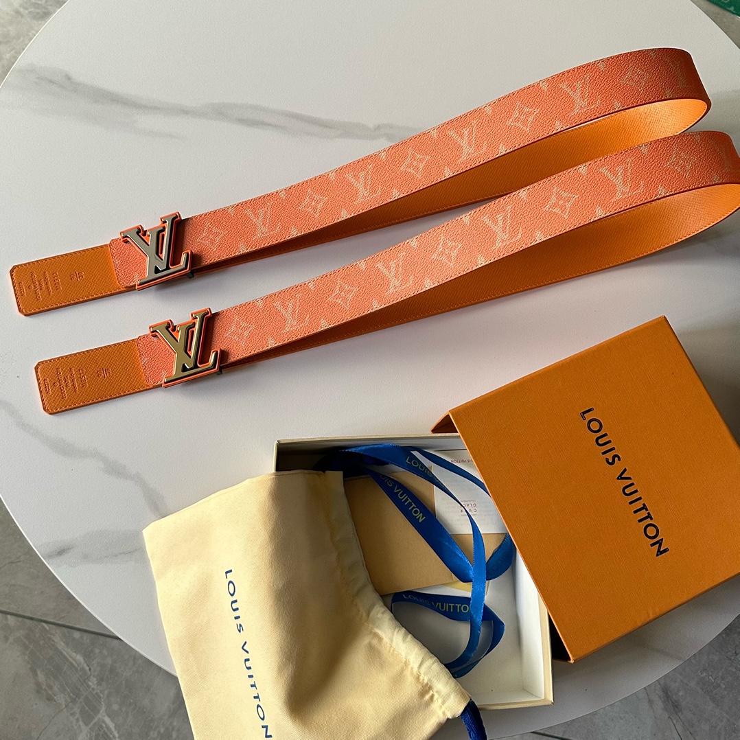 ルイ・ヴィトン「Louis Vuitton」ベルト･LV イニシャル 40MM リバーシブル