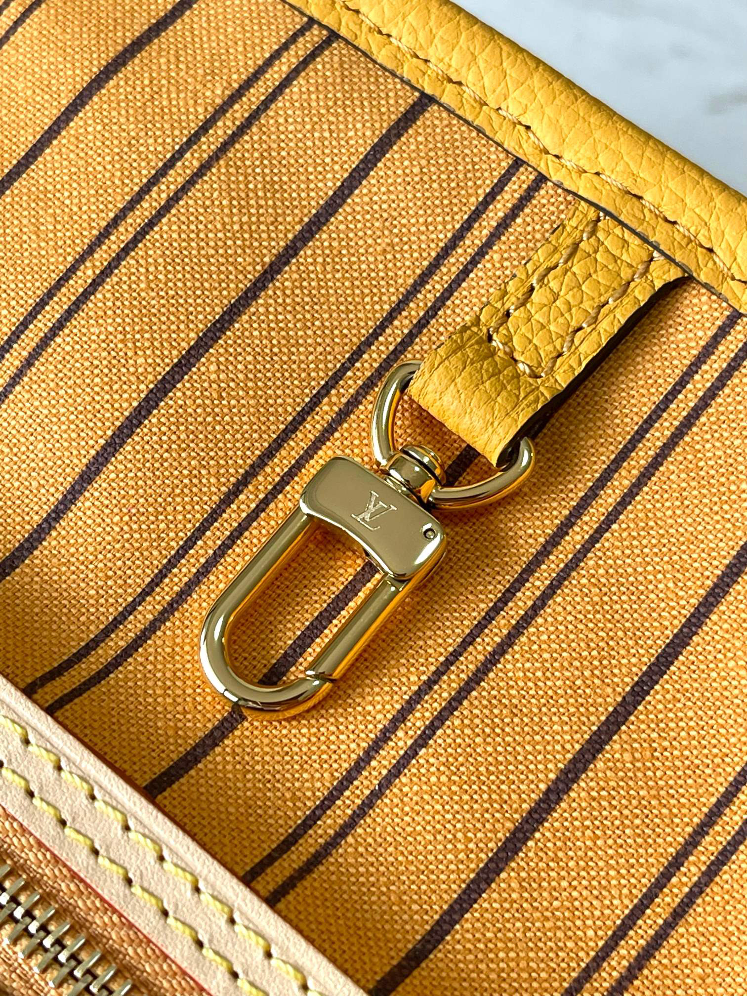 ルイ・ヴィトン「Louis Vuitton」Neverfull Bandoulière Inside Out GM ハンドバッグ