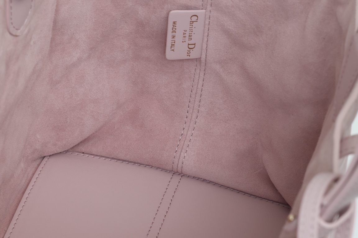 ディオール「Dior」Toujours ハンドバッグ センター（ラベンダーピンク カーフレザー）