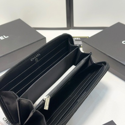 シャネル「Chanel」 ラムスキン フラップ ウォレット 財布