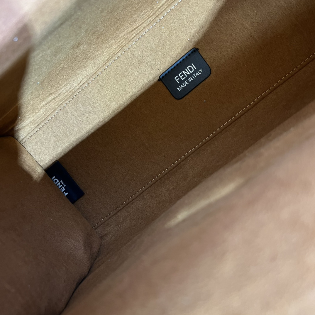 フェンディ「Fendi」Sunshine FF ファブリック ミディアムトートバッグ