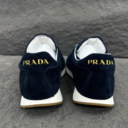 プラダ［Prada］Rankシリーズ スエードレザー メンズ／レディース スニーカー