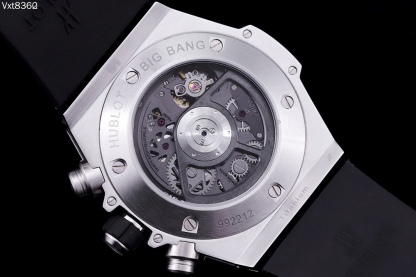 ウブロ「Hublot」ビッグバン ウニコ チタニウム レインボー 42MM