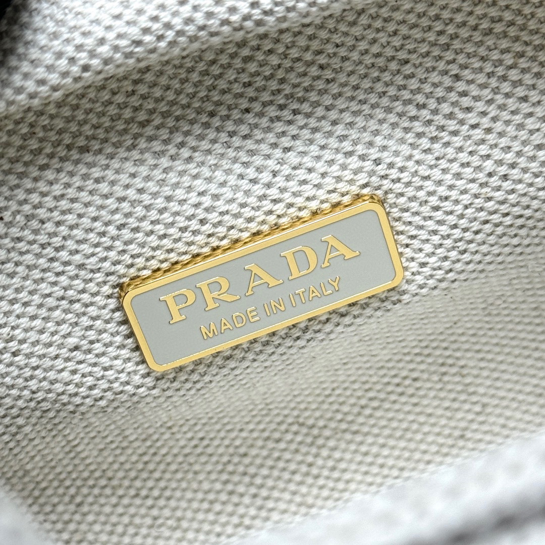 プラダ「Prada」2024春夏 ウィッカー&キャンバストートバッグ