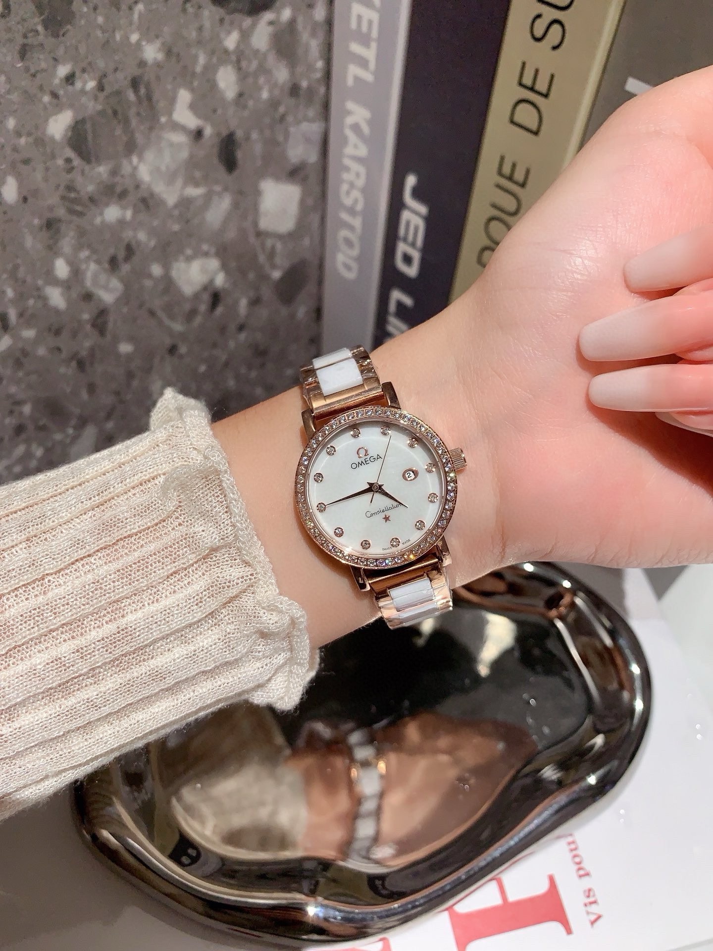 オメガ［Omega］ デ・ヴィル ディーフライ シリーズ レディース クォーツ ワッチ30MM