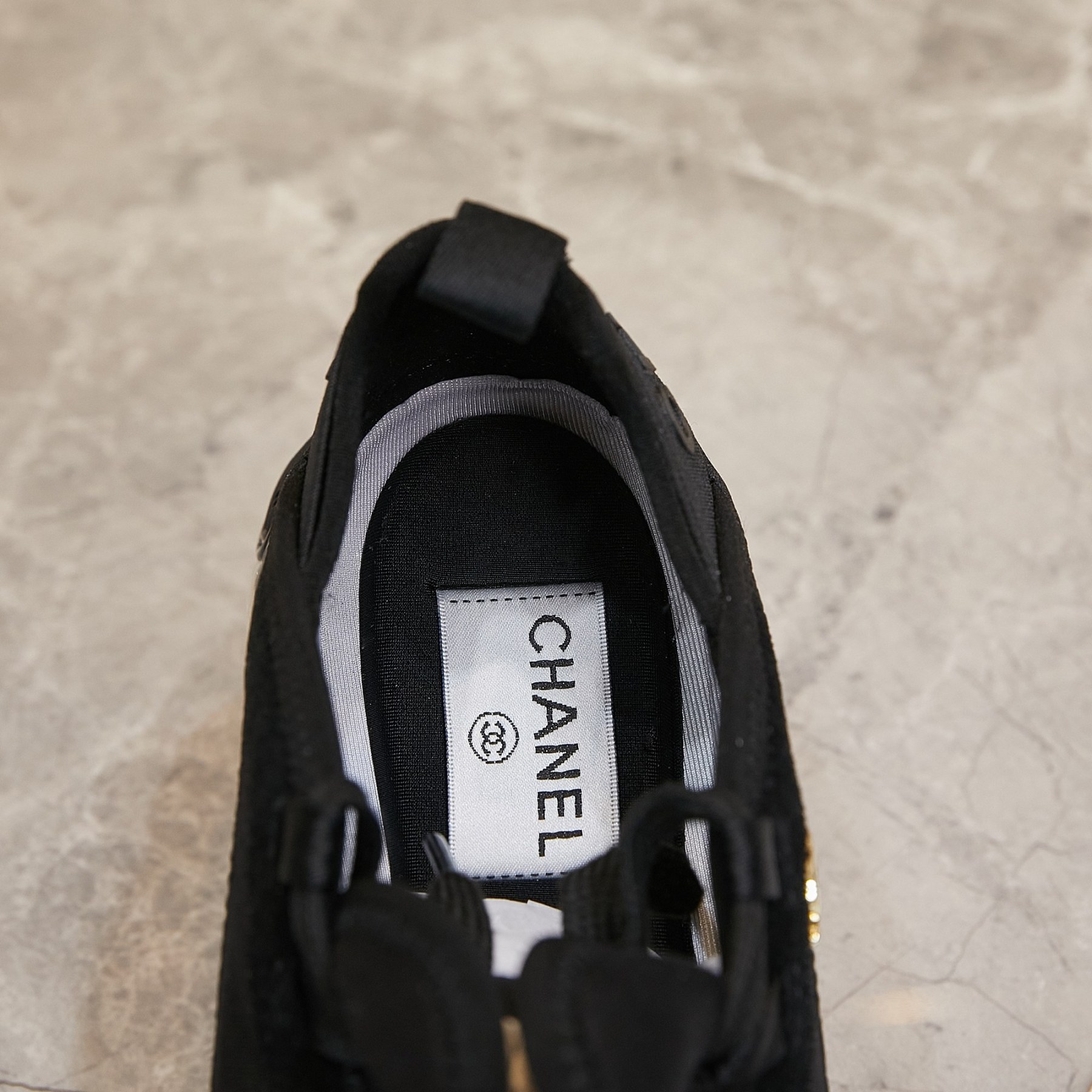 シャネル［Chanel］2024 トップレジャースニーカー カジュアルシューズ