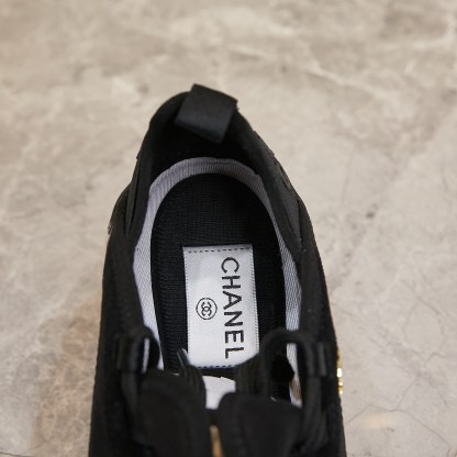 シャネル［Chanel］2024 トップレジャースニーカー カジュアルシューズ