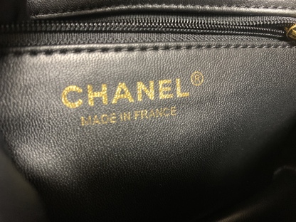 シャネル「Chanel」  Flap Bag 記念限定 メダリオン ショルダーバッグ