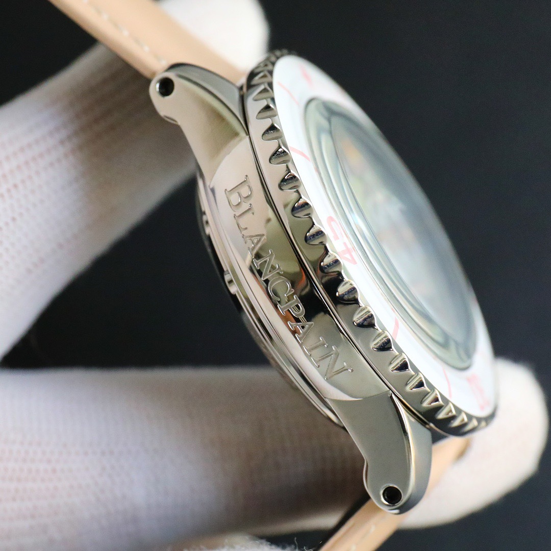 ブランパン「Blancpain」五十噚シリーズ5015自動アーム時計45MM