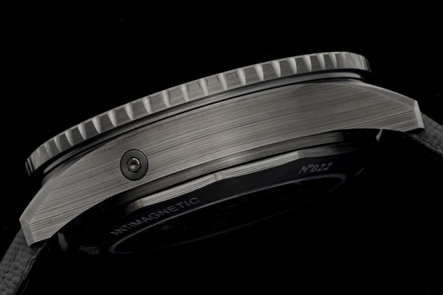 ブランパン「Blancpain」フルカレンダー月相 セラミックモデル43MM