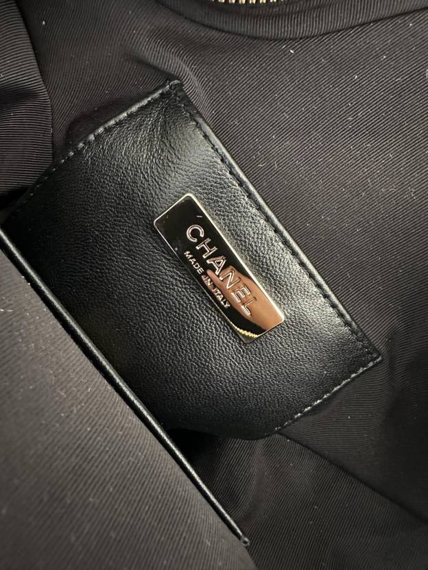 シャネル「Chanel」クラシック フラップ 菱目縫い ショルダーバッグ