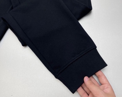 グッチ「Gucci」2025年新作 爆売れスウェットスーツ