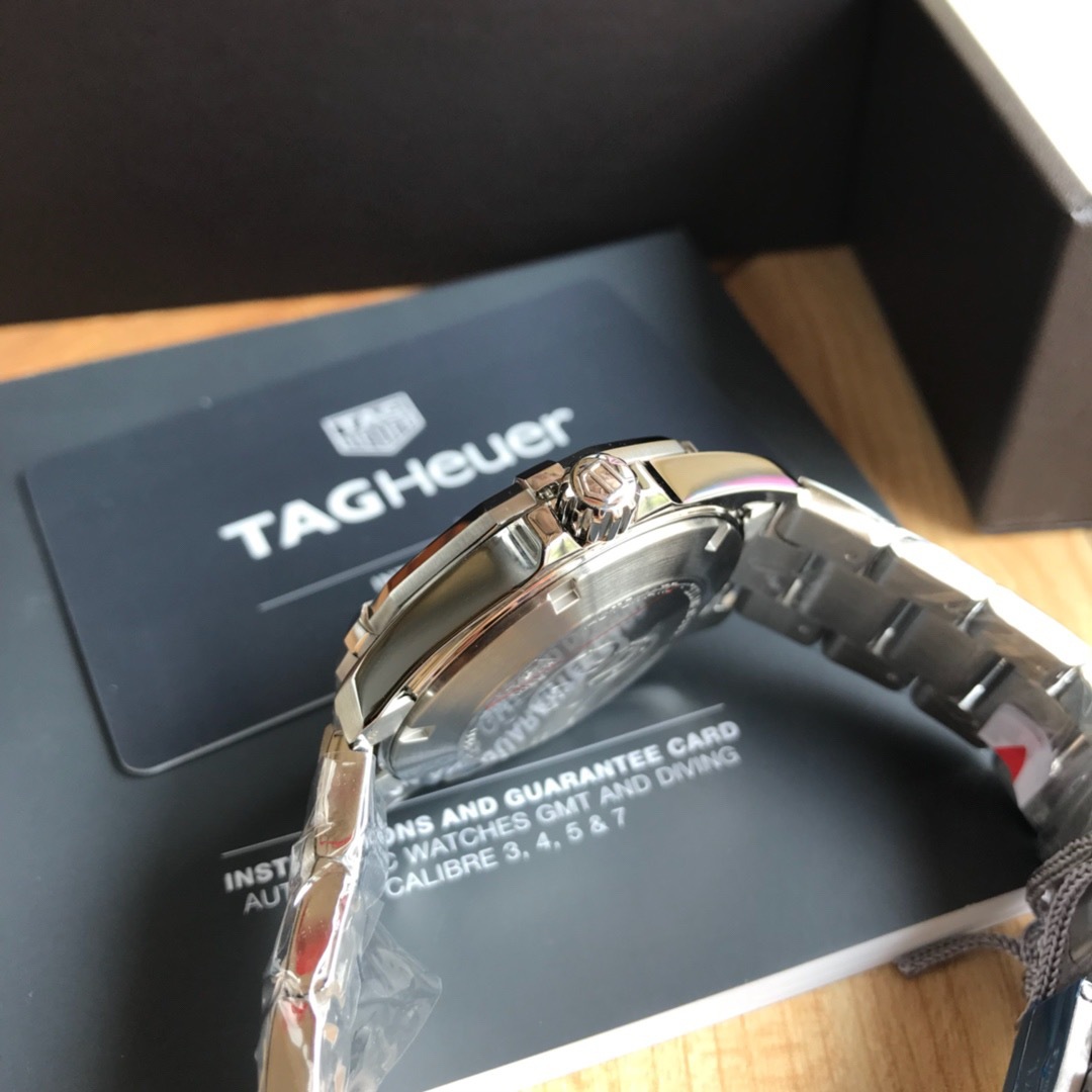 タグ・ホイヤー「TAG Heuer」アクアレーサー オートマティック メンズウォッチ40MM