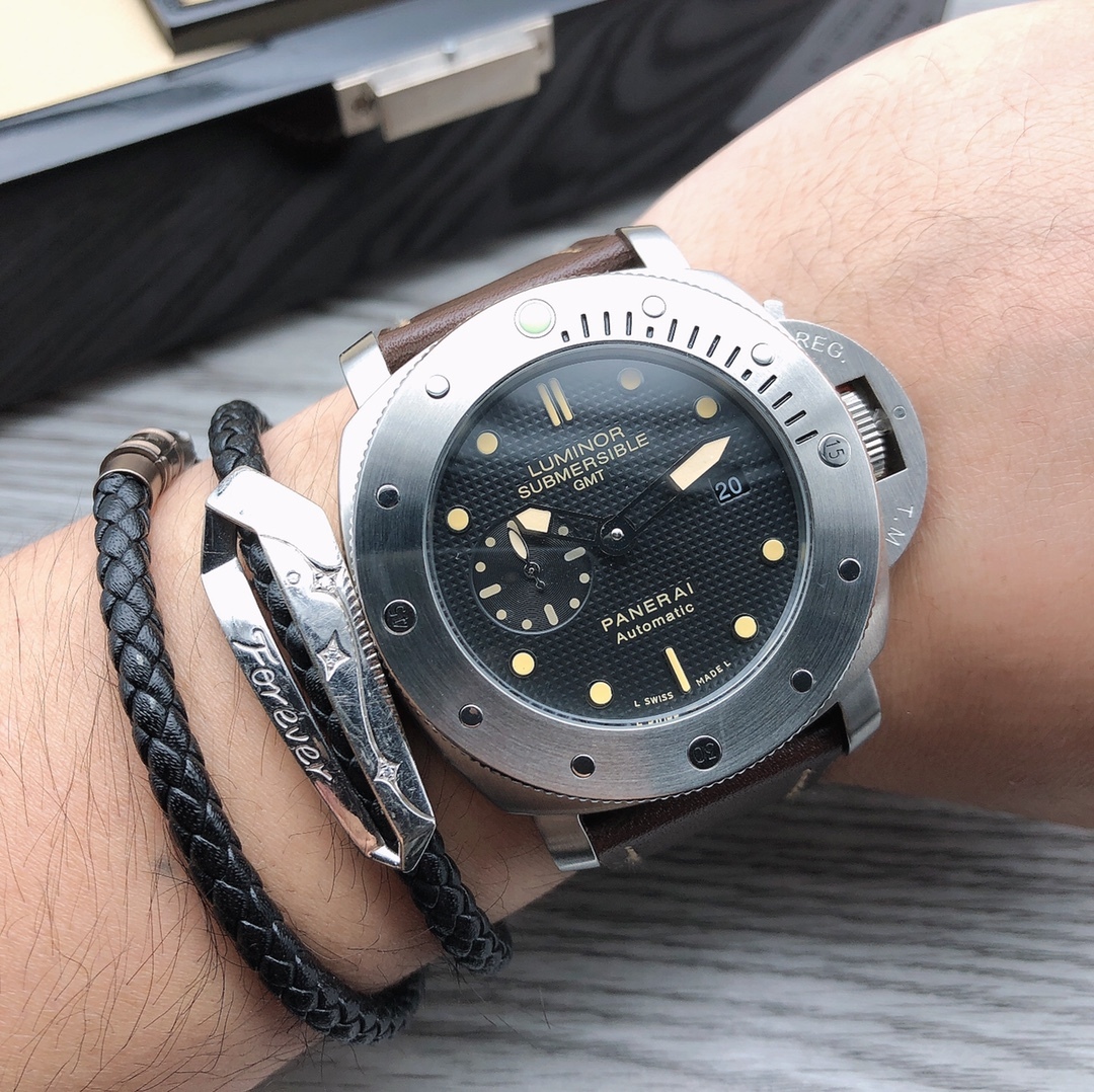 パネライ［Panerai］SUBMERSIBLE 潜行者 オートマティック メカニカル ウォッチ48MM