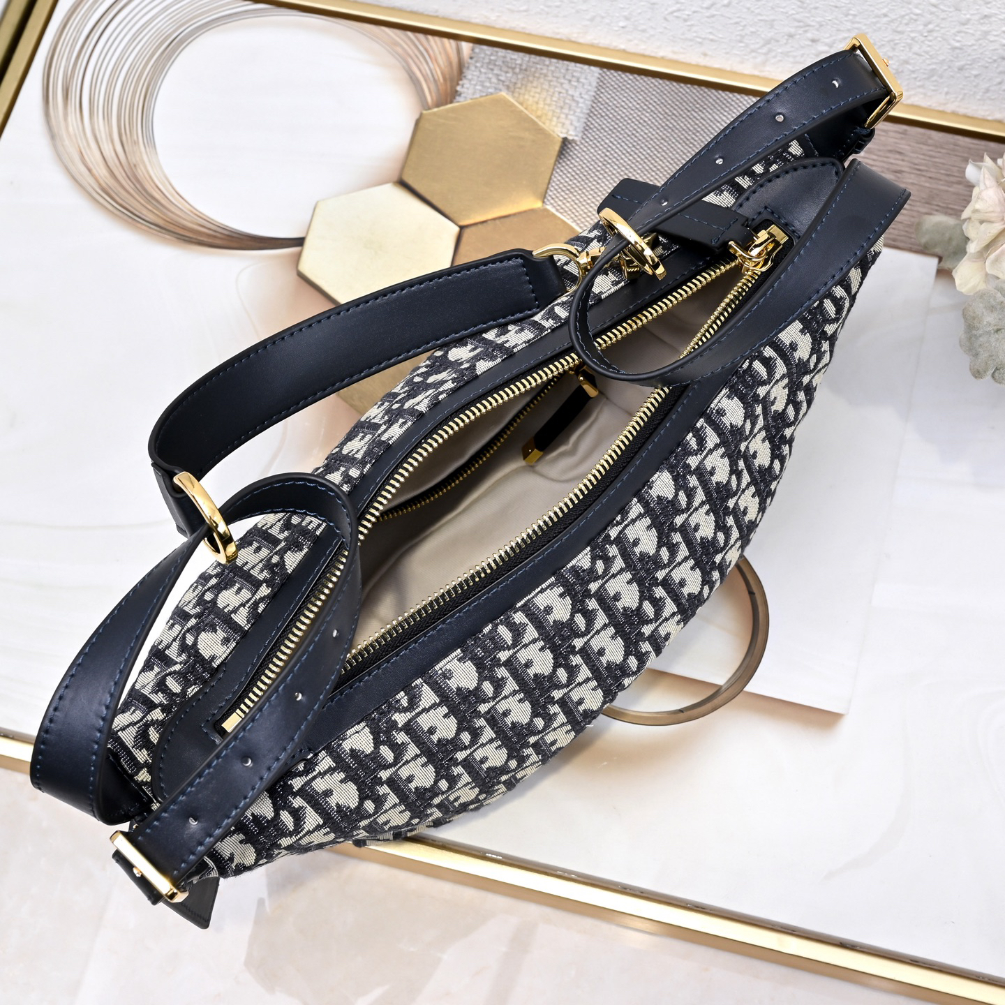 ディオール「Dior」D-Journey ハンドバッグ（小号）