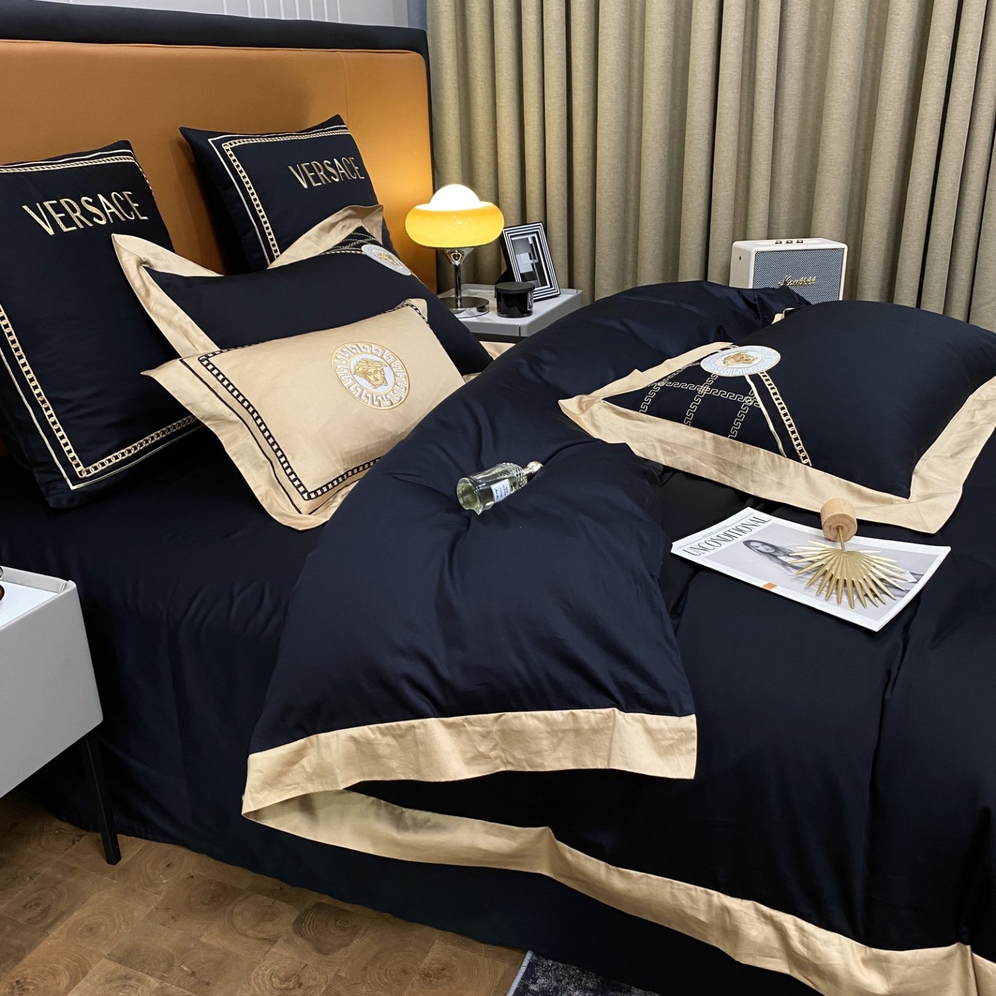 ヴェルサーチ「Versace」プレミアムコットン ゴールド＆シルバー刺繍 4点セット