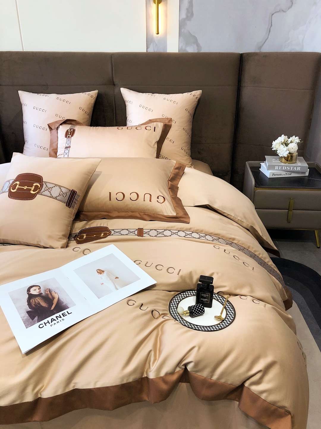 グッチ「Gucci」プレミアムコットン ゴールド＆シルバー刺繍 4点セット