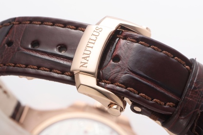 パテック フィリップ「Patek Philippe」ノーチラス 40MM