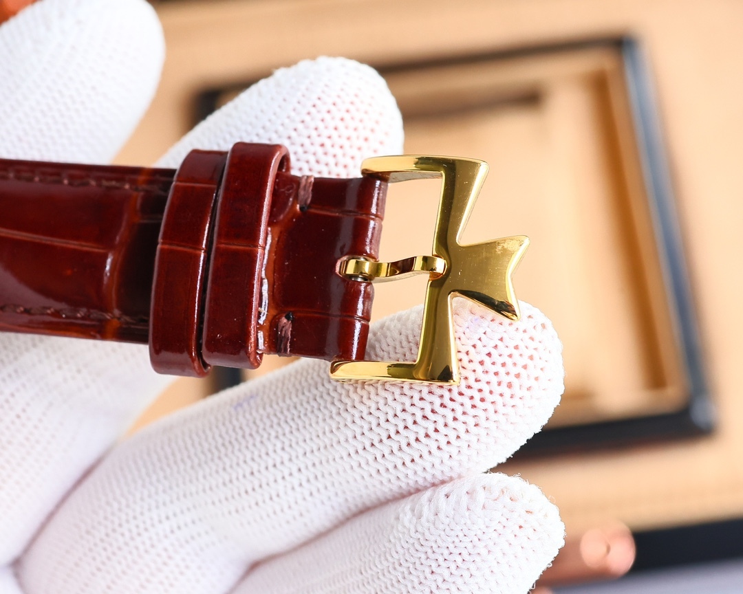 ヴァシュロン・コンスタンタン「Vacheron Constantin」アクリスタル ドーム型ガラス メンズウォッチ40MM