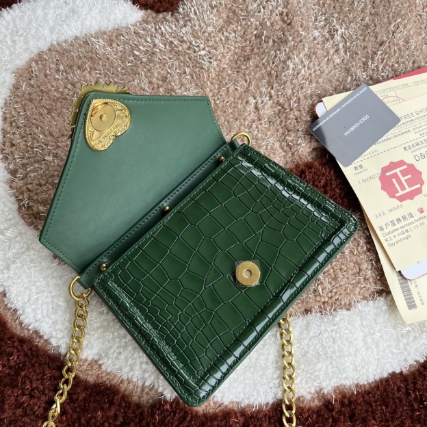 ドルチェ・アンド・ガッバーナ「D&G」エメラルドグリーン チェーン レザートップハンドルバッグ