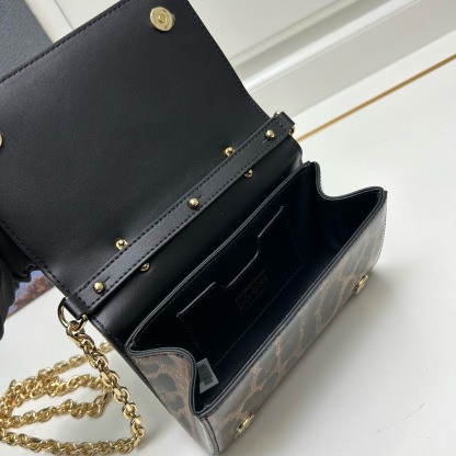 ドルチェ・アンド・ガッバーナ「D&G」 レオパード ラミー チェーン トップハンドルバッグ