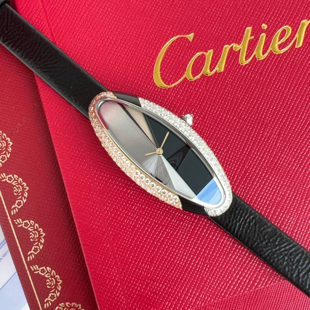 カルティエ［Cartier］バーニュール アロンジェ ミディアム 腕時計47*21MM