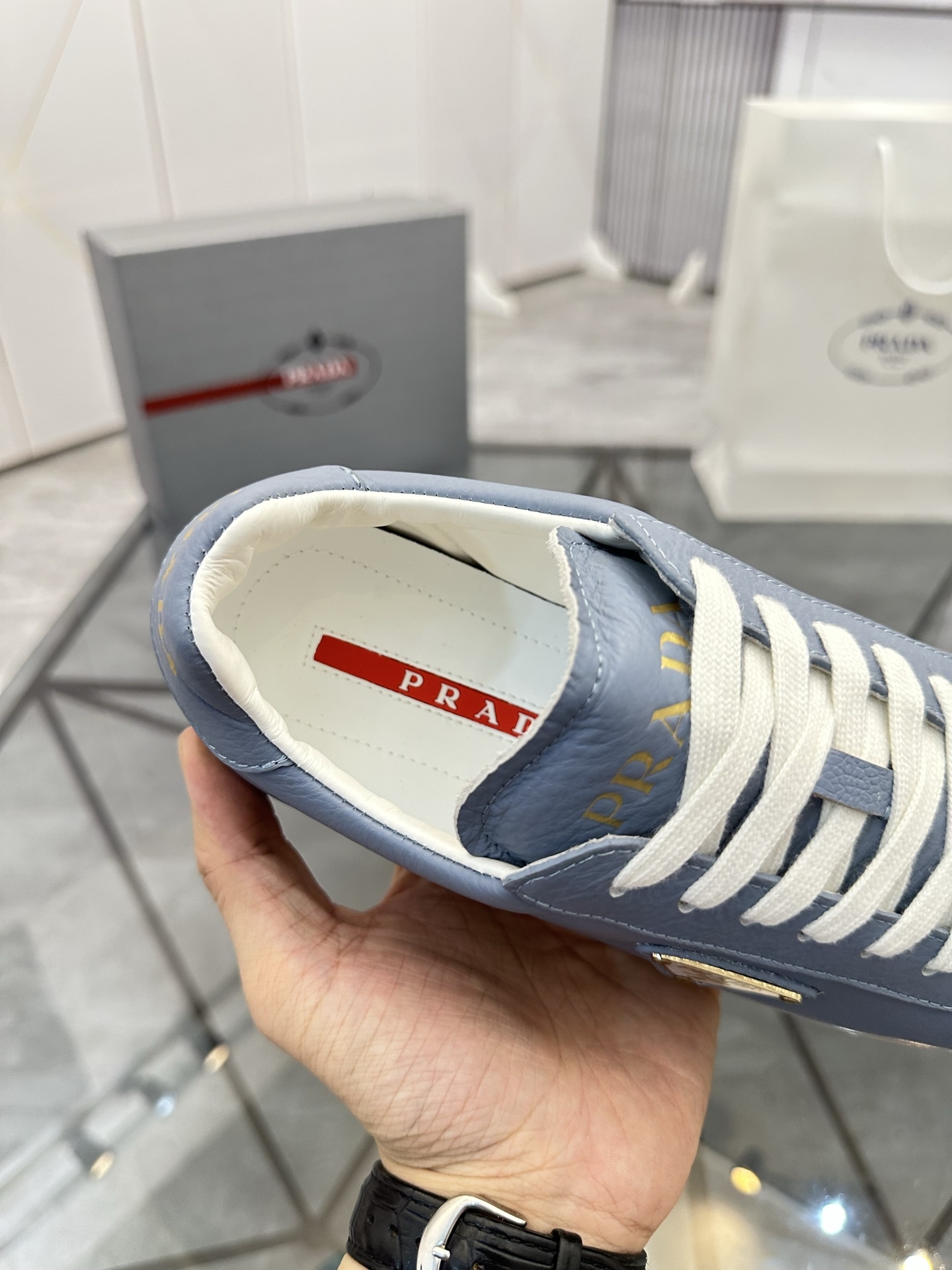 プラダ［Prada］ America's Cup レザースニーカー（ローカット）