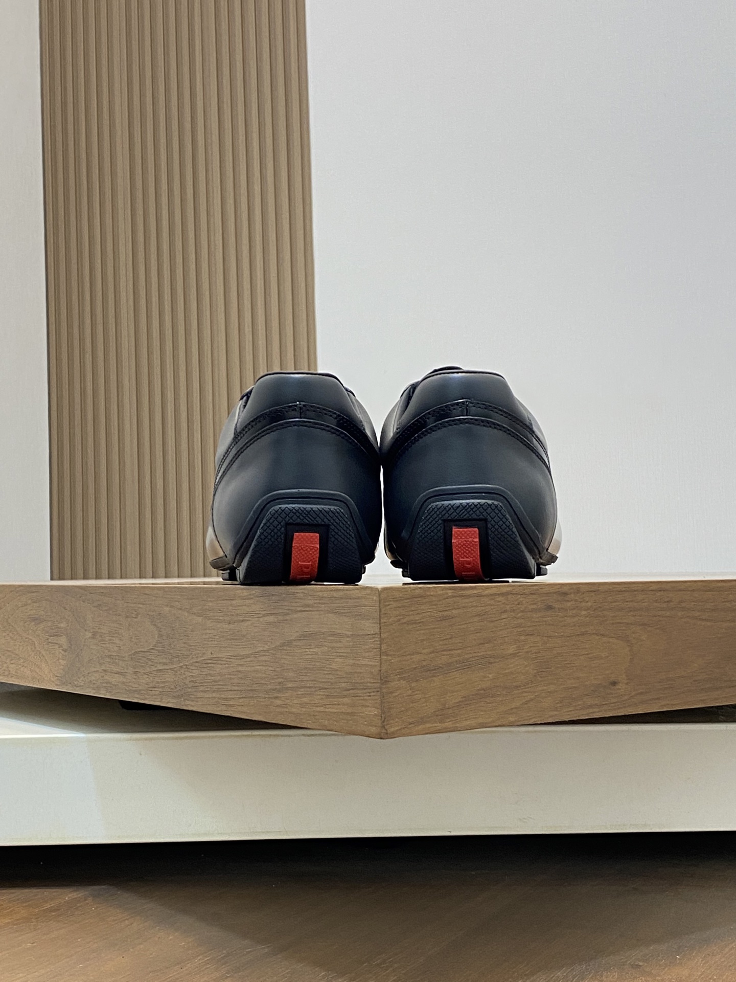 プラダ［Prada］America's Cup レザースニーカー（メンズ）