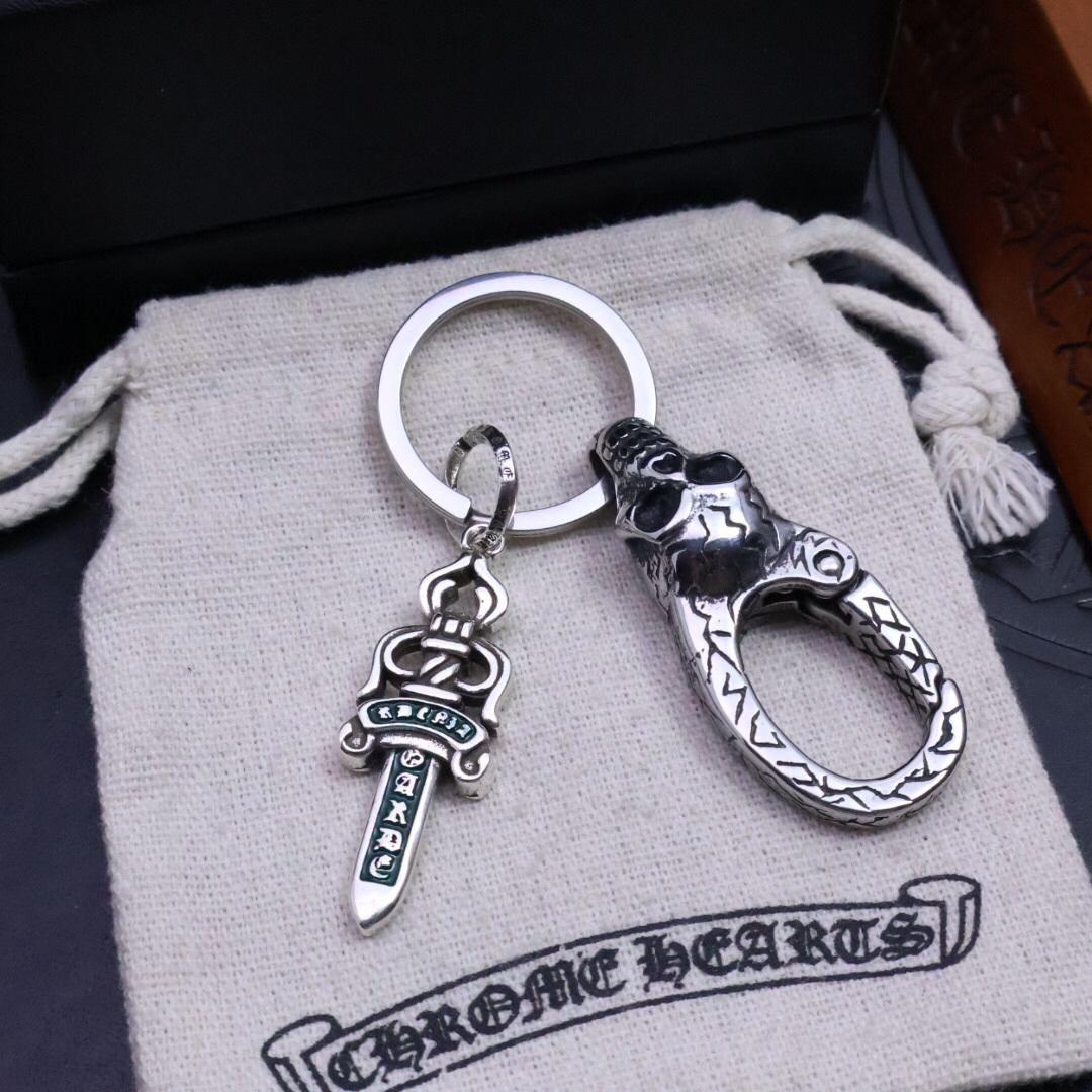 クロムハーツ「Chrome Hearts」キーホルダー＆バッグチャーム - トレンドシンボル