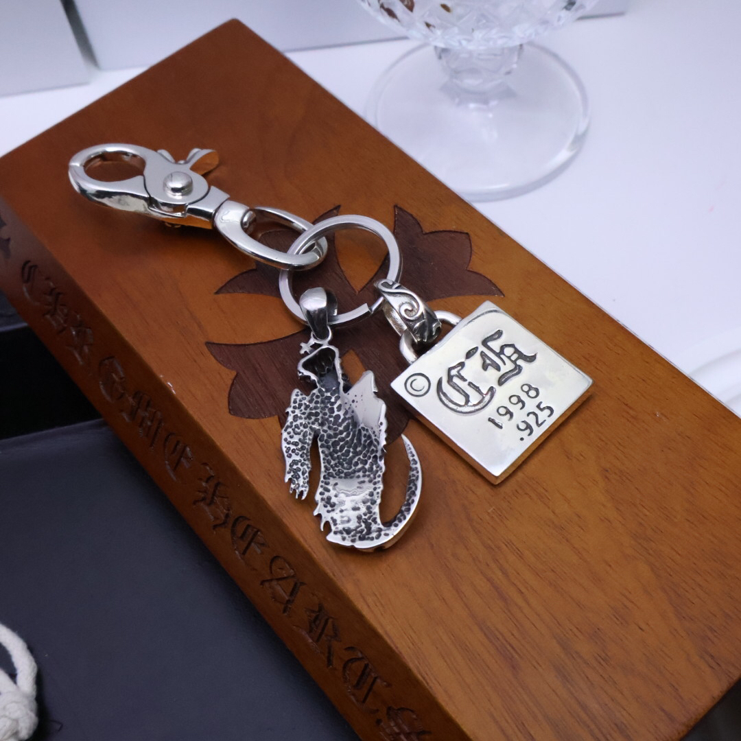 クロムハーツ「Chrome Hearts」キーホルダー＆バッグチャーム - スタイルアイコン