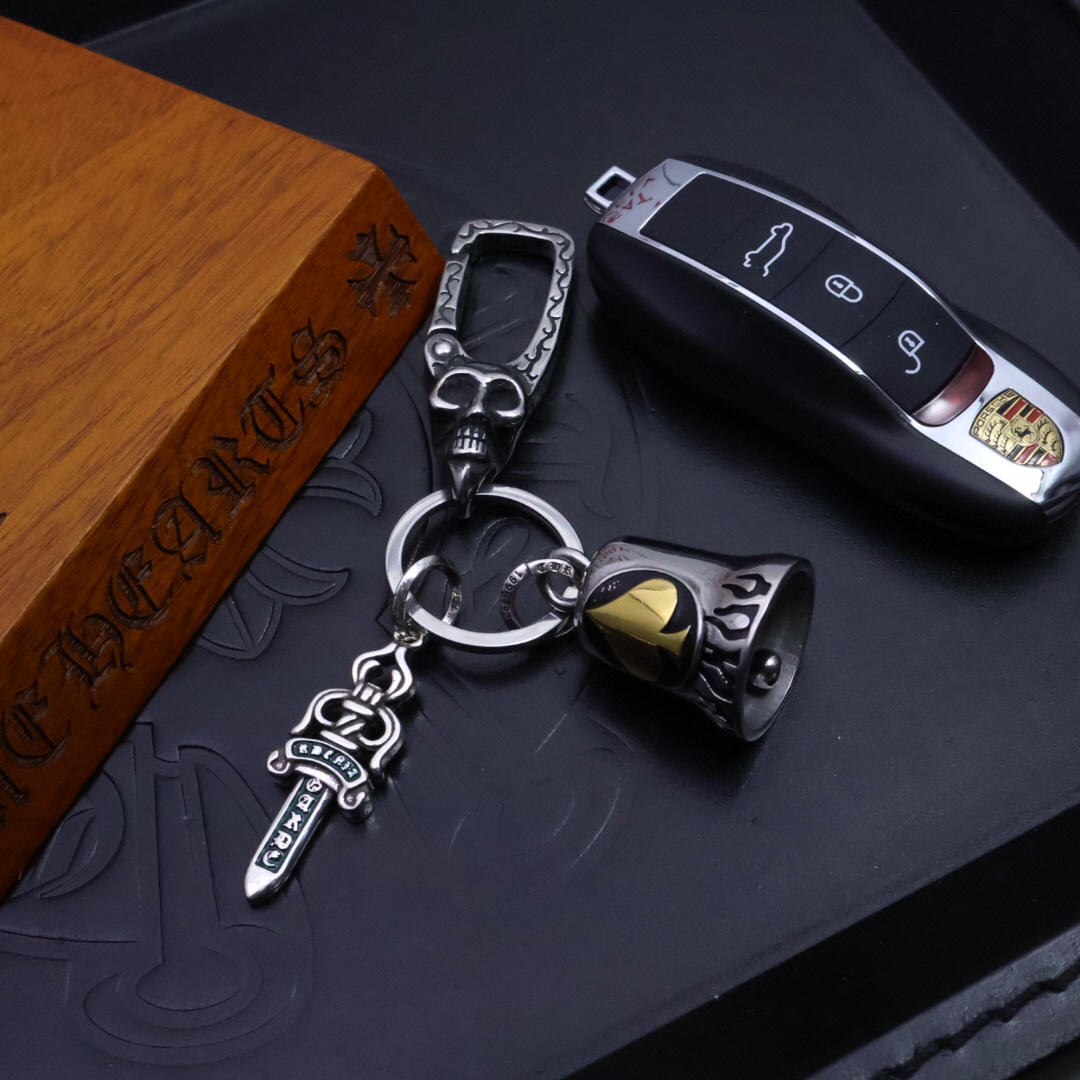 クロムハーツ「Chrome Hearts」キーホルダー＆バッグチャーム - トレンドシンボル