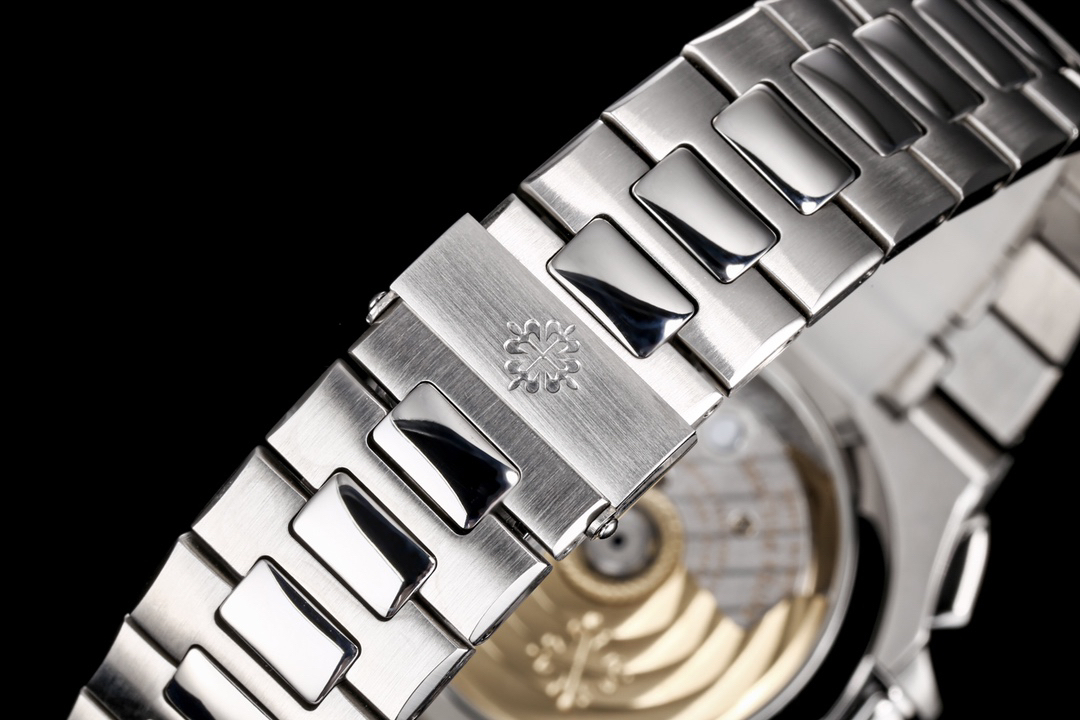 パテック フィリップ「Patek Philippe」ノーチラスクロノグラフ 40.5mmメンズウォッチ