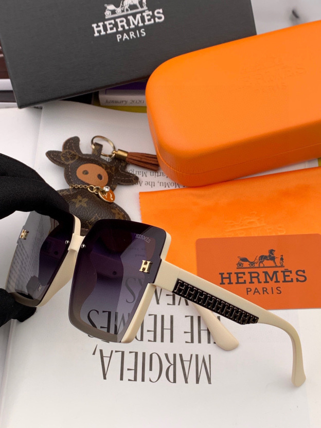 エルメス「Hermès」クラシック オーバーサイズ サングラス