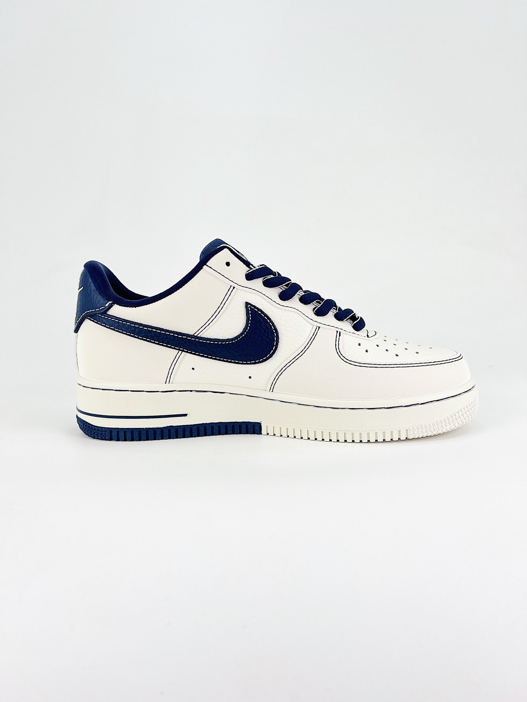 ナイキ「Nike」カジュアルシューズ