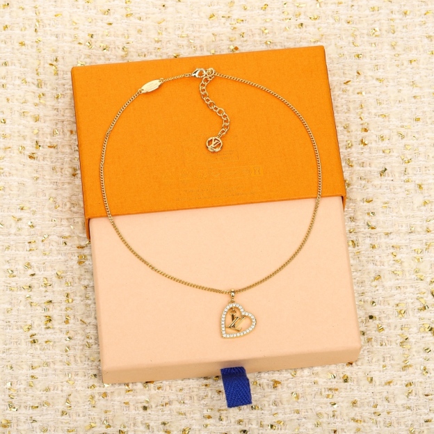 ルイ・ヴィトン「Louis Vuitton」FALL IN LOVE HEART ネックレス