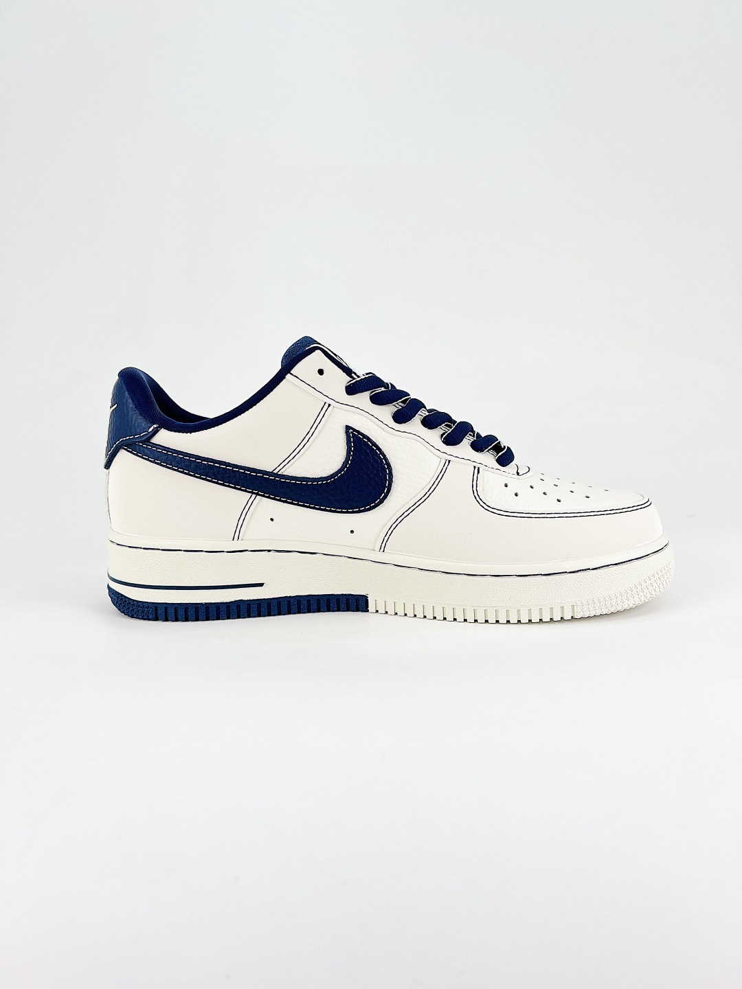 ナイキ「Nike」カジュアルシューズ