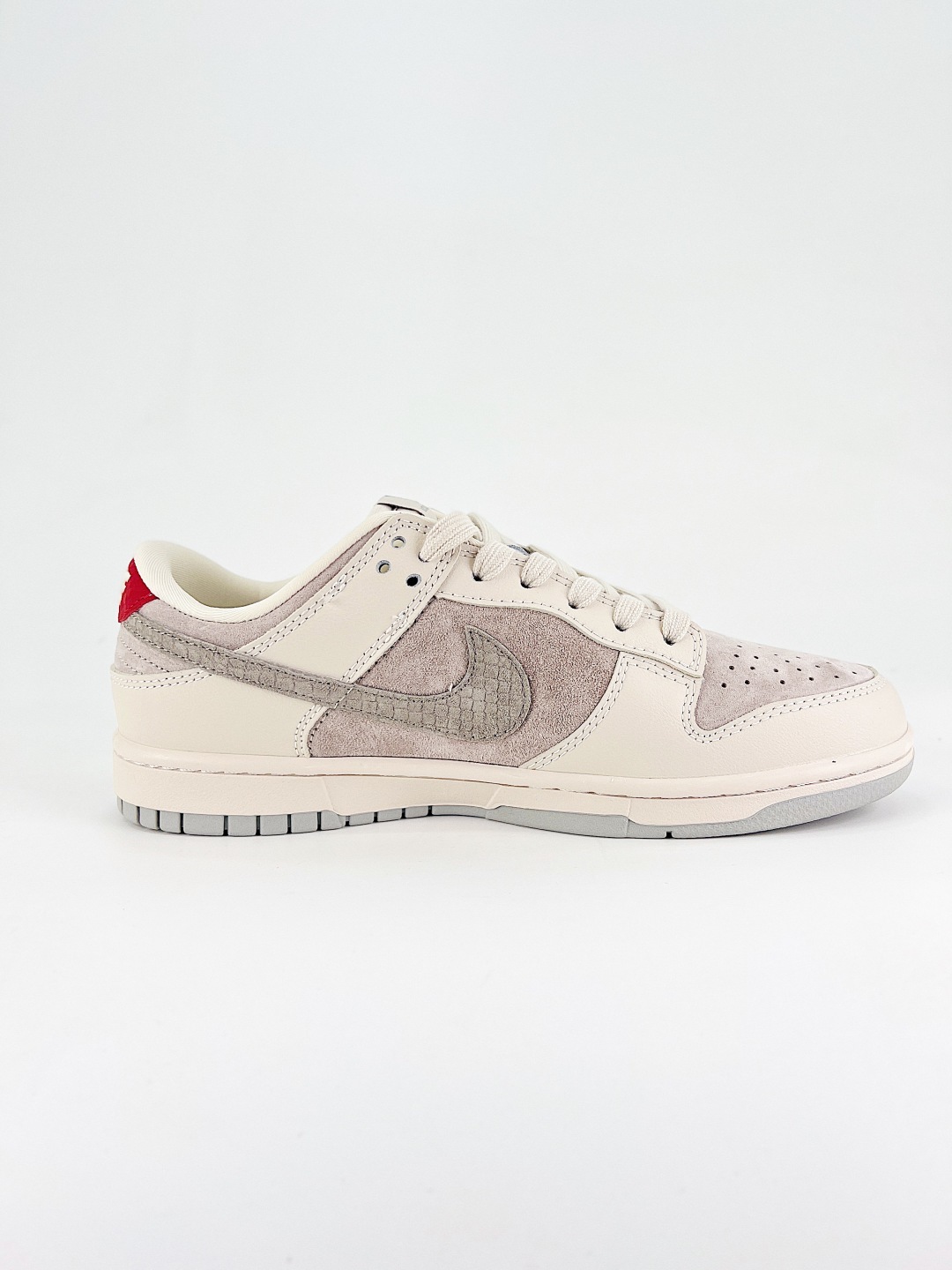 ナイキ「Nike」カジュアルシューズ